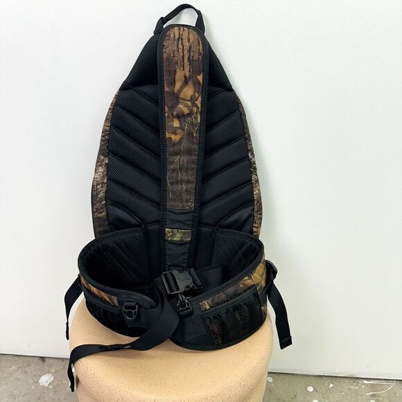 L.L Bean Mossy Oak Break Up Turkey Soft Shell Camo Hunting Backpack - Picture 2 of 10